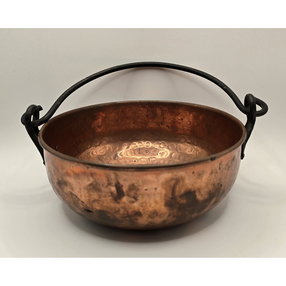 Vintage 3 in high Copper  Cauldron Pot Iron Handles Rounded Rim